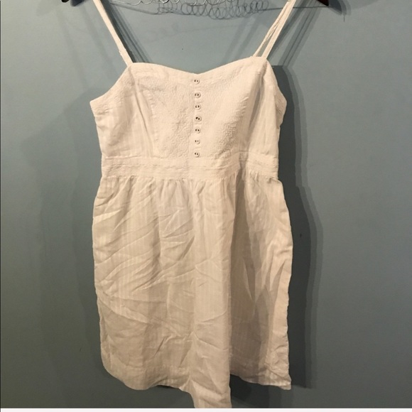 White sundress - Picture 3 of 8